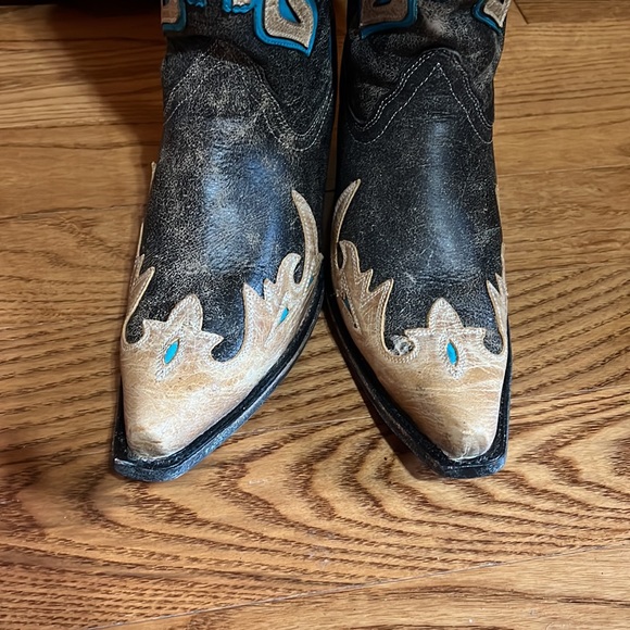 Corral boots - Picture 2 of 3